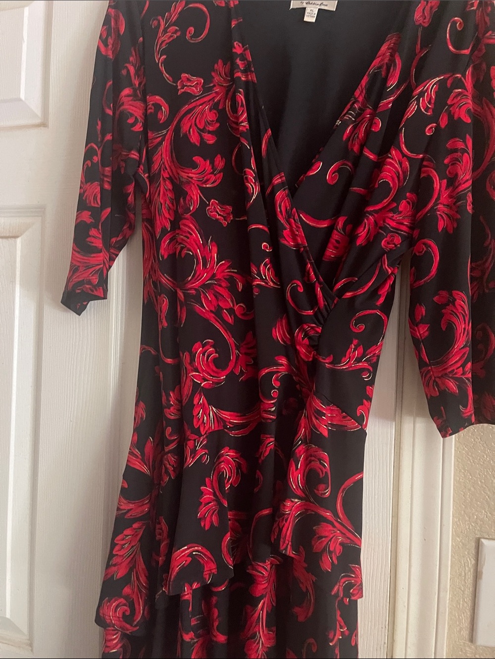 Black & Red Floral Wrap Dress - Women's Intimates by